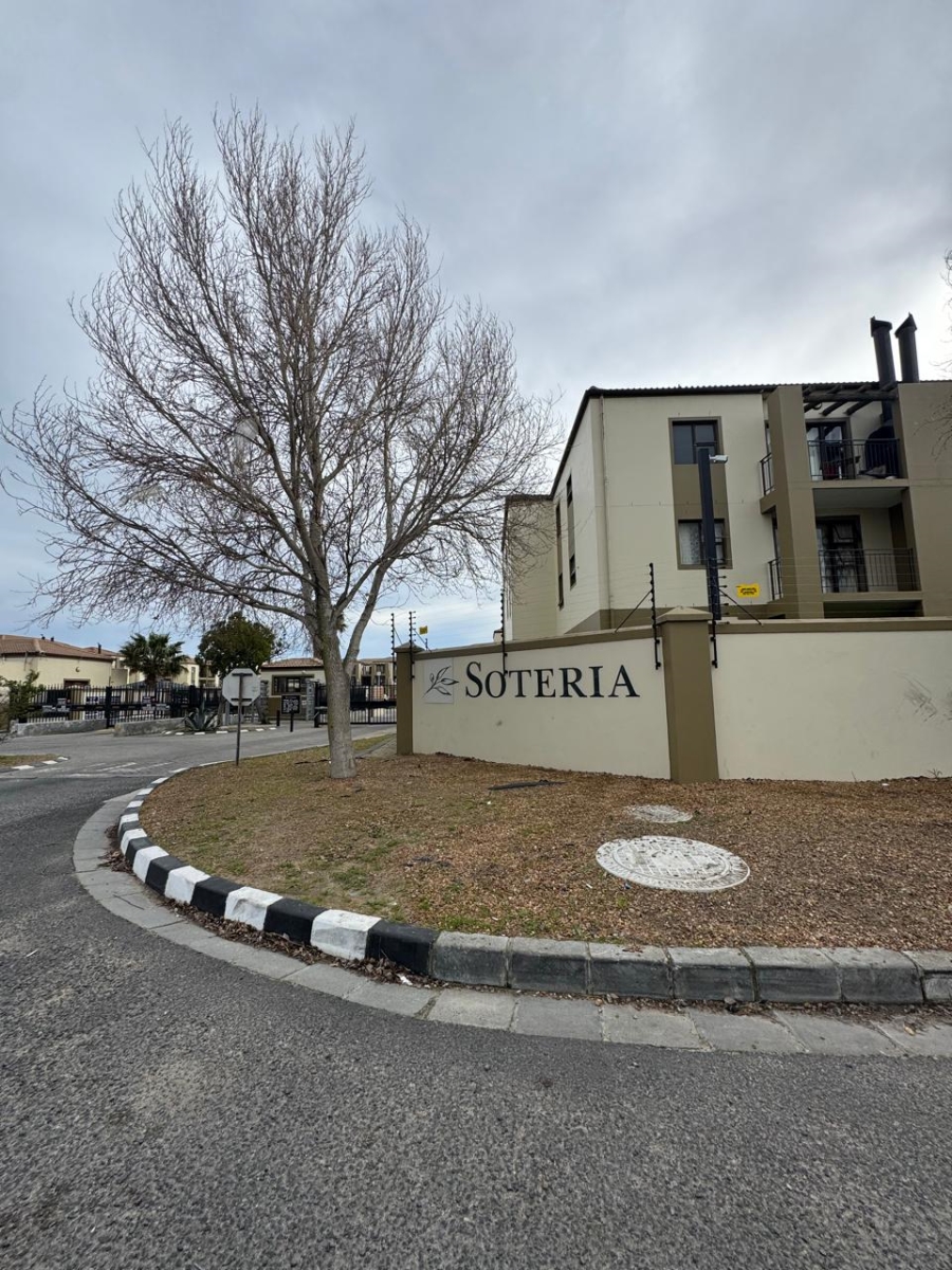 To Let 2 Bedroom Property for Rent in Guldenland Western Cape